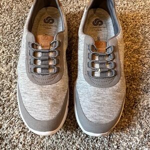 Cloudsteppers by Clarks Gray Flats